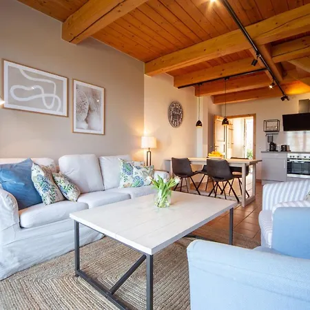 Gut Oehe Apartment